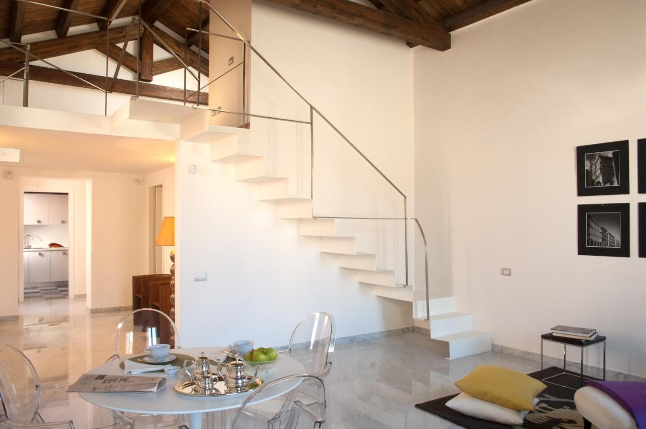 Right House - Characteristic Marina District Apartment Cagliari